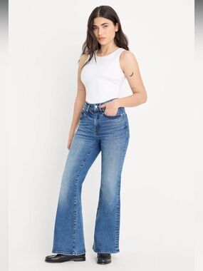 Good American Always Fits Petite Flare Jeans